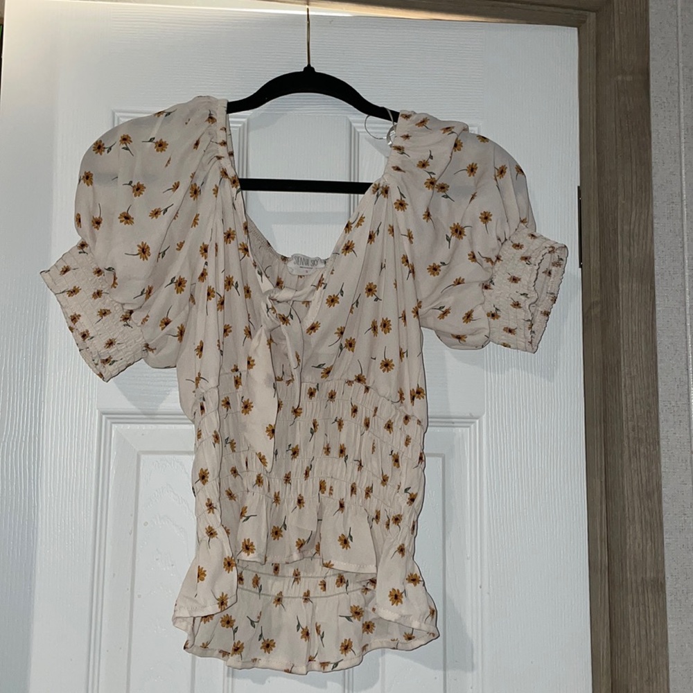 SIENNA SKY - Floral Sunflower Crop Blouse Size S